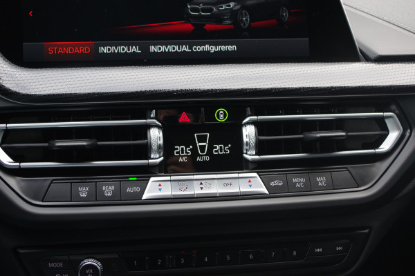 BMW 2 Serie Gran Coupé 218i Automaat Sport Line Business Edition, LED, Sportstoelen, Cruise Control, Carplay, Camera