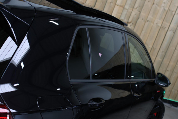 Volkswagen Golf 2.0 TSI GTI *Pano*Camera*Stoel- Stuurverwarming*