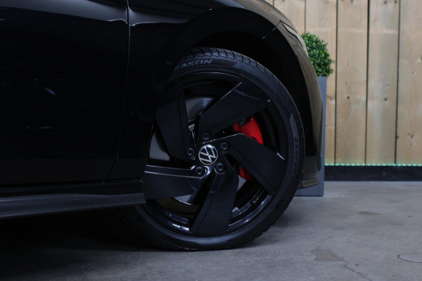 Volkswagen Golf 2.0 TSI GTI *Pano*Camera*Stoel- Stuurverwarming*