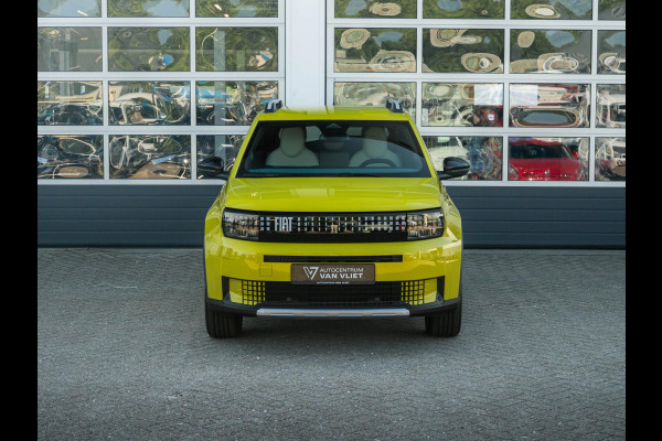 Fiat Grande Panda La Prima 11 kW 44 kWh | Uit voorraad leverbaar | Clima | Cruise | Camera | Apple Carplay | 17" | Navi | Winter Pack
