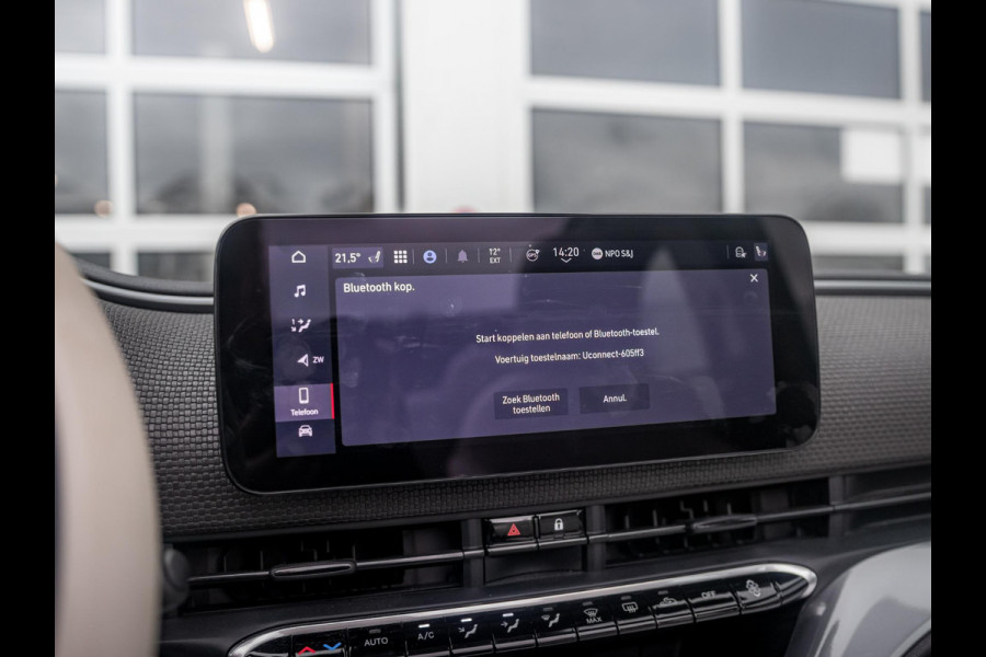 Fiat 500E La Prima 42 kWh Cabrio | Apple Carplay - Android Auto | Leer | 17" LM velgen|