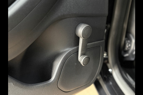 Ford Fiesta 1.1 Trend 5 deurs | Cruise Control | Airco | NAP | Bluetooth | Verwarmde Voorruit