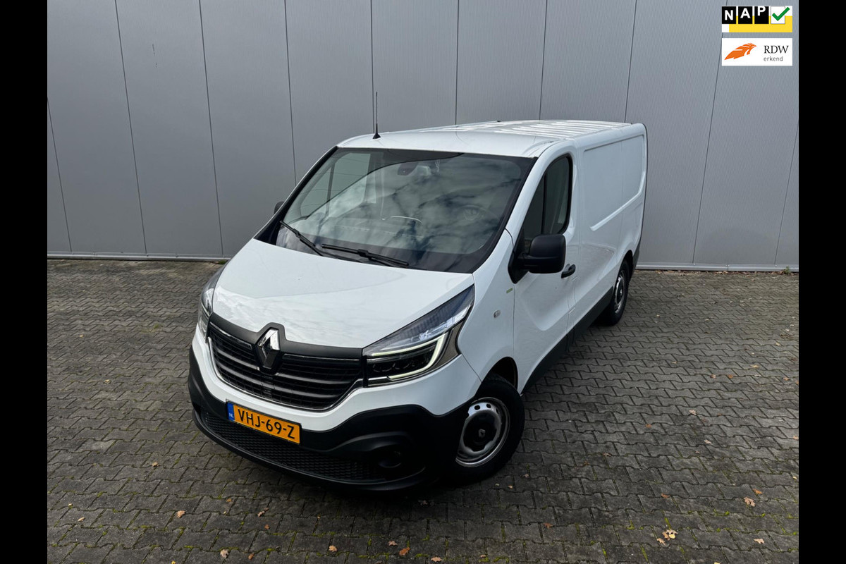 Renault Trafic 2.0 dCi 145PK COMFORT CAMERA NAVIGATIE TREKHAAK BTW NEDERLANDSEN BUS L1H1