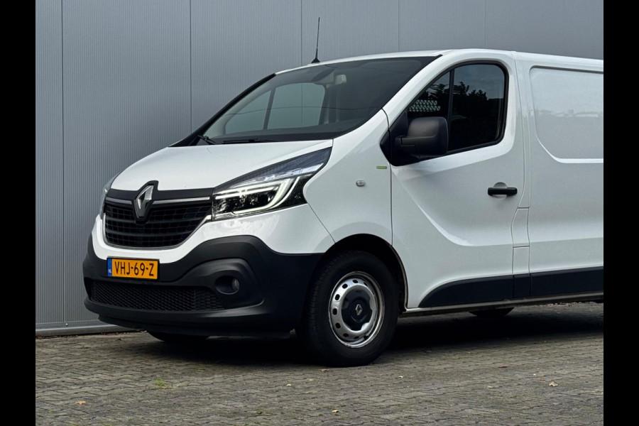 Renault Trafic 2.0 dCi 145PK COMFORT CAMERA NAVIGATIE TREKHAAK BTW NEDERLANDSEN BUS L1H1