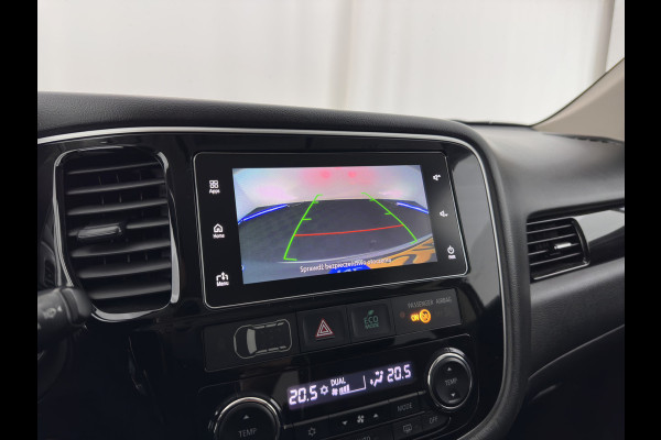 Mitsubishi Outlander 2.0 PHEV (Plug-In) Pure (INCL-BTW) Aut. *LEATHER-MICROFIBRE | COMFORTSEATS | CARPLAY | CAMERA | DAB+ | KEYLESS | PRIVACY-GLASS | SHIFT-PADDLES | TOWBAR | 16''ALU*