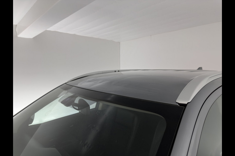 Mitsubishi Outlander 2.0 PHEV (Plug-In) Pure (INCL-BTW) Aut. *LEATHER-MICROFIBRE | COMFORTSEATS | CARPLAY | CAMERA | DAB+ | KEYLESS | PRIVACY-GLASS | SHIFT-PADDLES | TOWBAR | 16''ALU*