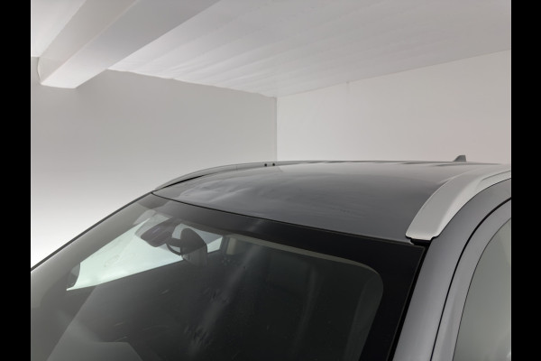 Mitsubishi Outlander 2.0 PHEV (Plug-In) Pure (INCL-BTW) Aut. *LEATHER-MICROFIBRE | COMFORTSEATS | CARPLAY | CAMERA | DAB+ | KEYLESS | PRIVACY-GLASS | SHIFT-PADDLES | TOWBAR | 16''ALU*