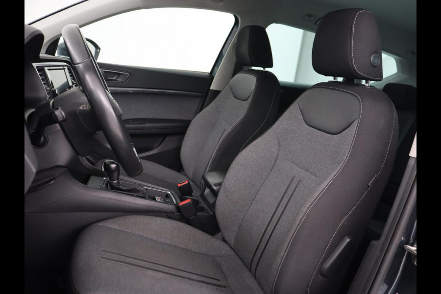 Seat Ateca 1.5 TSI Style Intens | Trekhaak | Stoelverwarming | Carplay | Full LED | Park Assist | Climate control | Cruise control