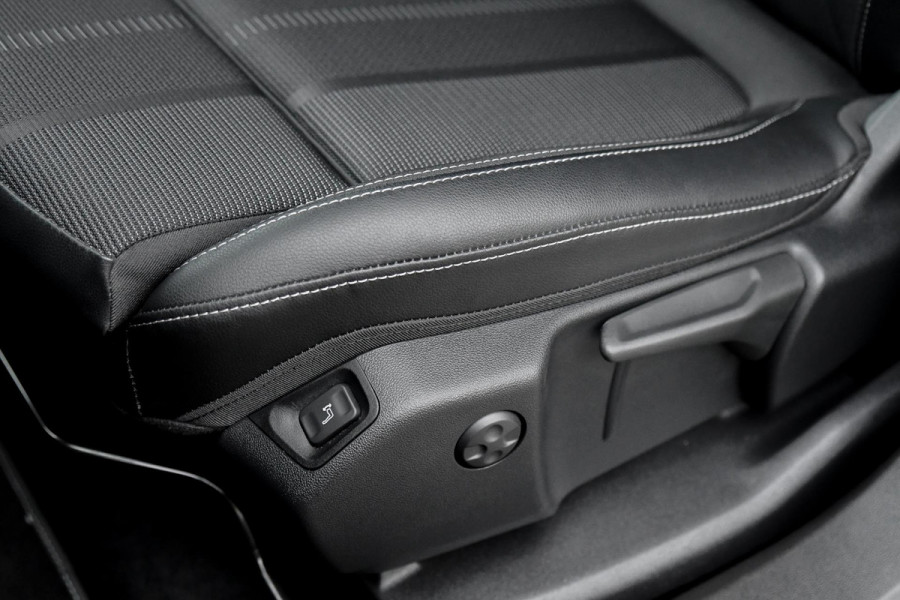 Opel Grandland 1.6 Turbo Plug-In Hybrid GS. ACC, Camera, Dodeh, Stuurvw, Keyless Go, CarPlay!