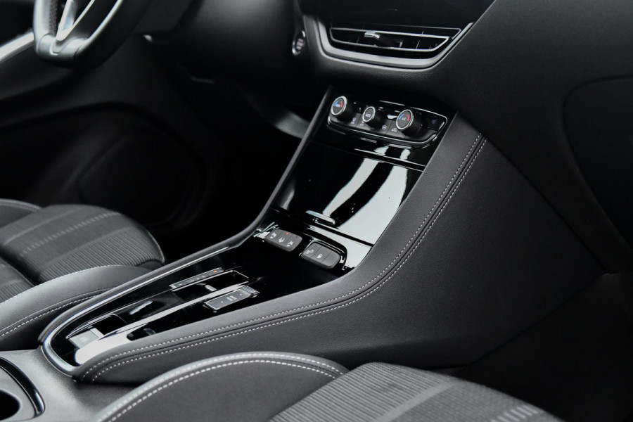 Opel Grandland 1.6 Turbo Plug-In Hybrid GS. ACC, Camera, Dodeh, Stuurvw, Keyless Go, CarPlay!