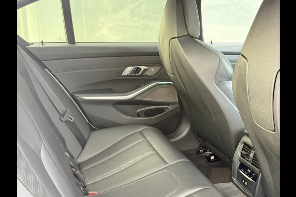 BMW 3 Serie M3 Competition Laser|Schuifdak|HuD|Memory|Harman