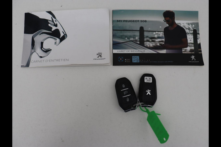 Peugeot 508 1.6 HYbrid Allure | Adaptive cruise | Half leder | Camera | Carplay | Full LED | Navigatie | Climate control | Parkeerhulp | PHEV | Plug In