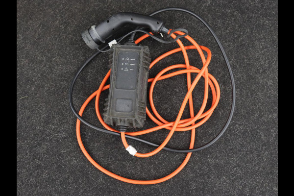 Peugeot 508 1.6 HYbrid Allure | Adaptive cruise | Half leder | Camera | Carplay | Full LED | Navigatie | Climate control | Parkeerhulp | PHEV | Plug In