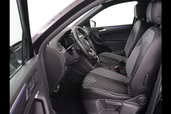 Volkswagen Tiguan 1.5 TSI R-Line | Camera | Matrix LED | Adaptive cruise | Carplay | Navigatie | Keyless | 19'' | Virtual Cockpit | Climate control | Parkeerhulp