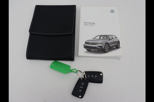 Volkswagen Tiguan 1.5 TSI R-Line | Camera | Matrix LED | Adaptive cruise | Carplay | Navigatie | Keyless | 19'' | Virtual Cockpit | Climate control | Parkeerhulp