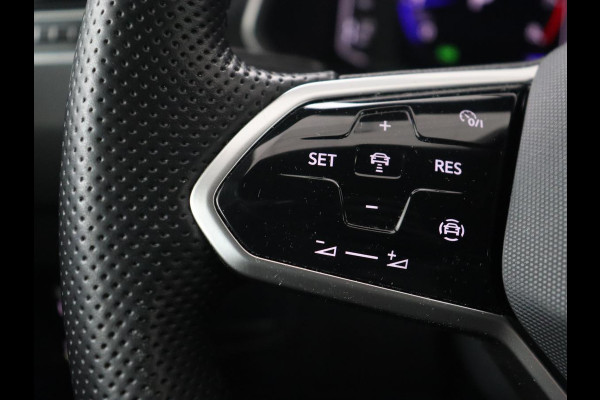 Volkswagen Tiguan 1.5 TSI R-Line | Camera | Matrix LED | Adaptive cruise | Carplay | Navigatie | Keyless | 19'' | Virtual Cockpit | Climate control | Parkeerhulp