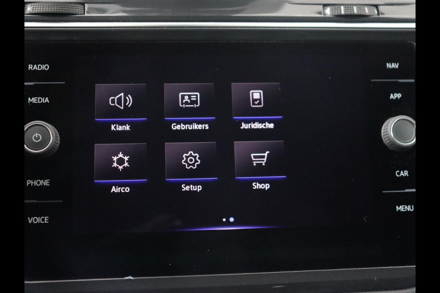 Volkswagen Tiguan 1.5 TSI R-Line | Camera | Matrix LED | Adaptive cruise | Carplay | Navigatie | Keyless | 19'' | Virtual Cockpit | Climate control | Parkeerhulp