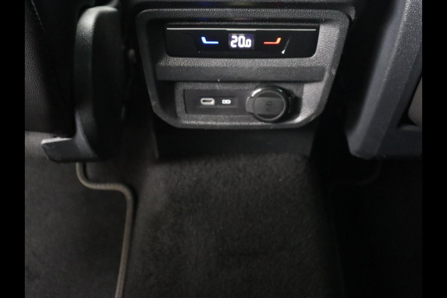 Volkswagen Tiguan 1.5 TSI R-Line | Camera | Matrix LED | Adaptive cruise | Carplay | Navigatie | Keyless | 19'' | Virtual Cockpit | Climate control | Parkeerhulp