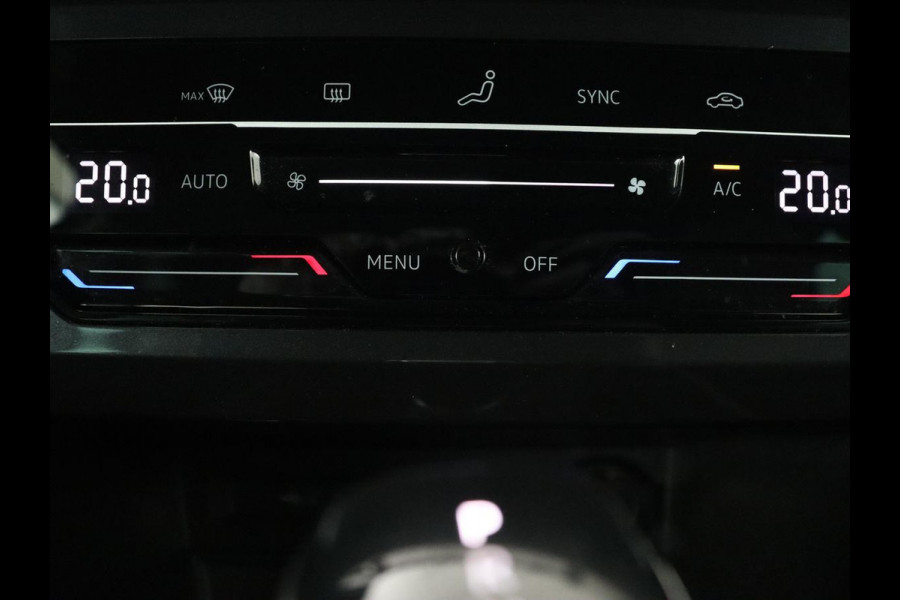 Volkswagen Tiguan 1.5 TSI R-Line | Camera | Matrix LED | Adaptive cruise | Carplay | Navigatie | Keyless | 19'' | Virtual Cockpit | Climate control | Parkeerhulp