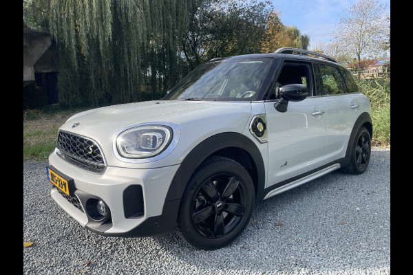 MINI Countryman 220PK HYBRID COOPER S E ALL4 SPORT CAMERA/NAVI/LEDER/CARPLAY