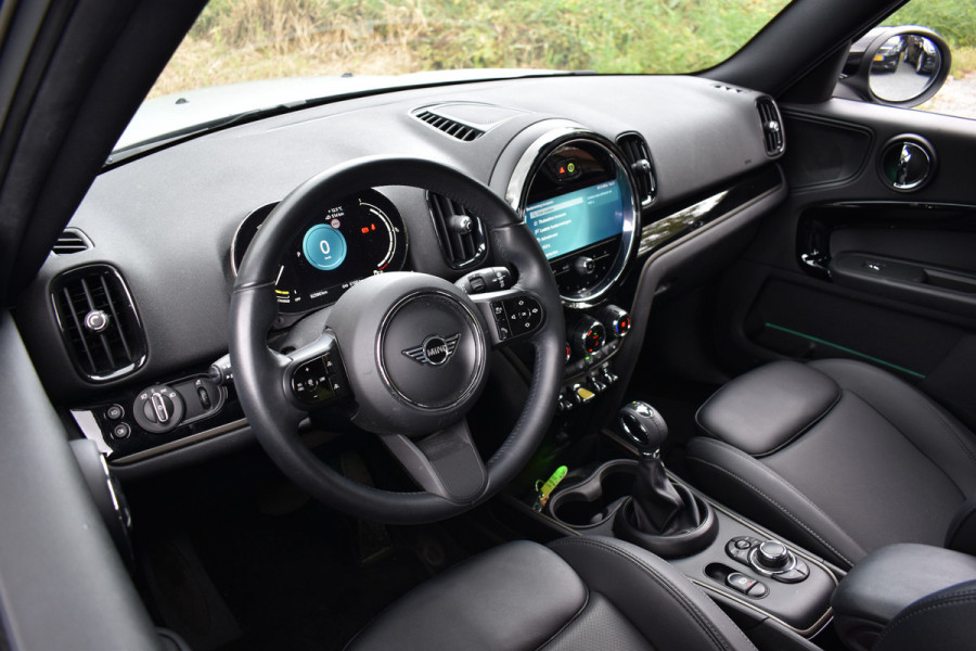 MINI Countryman 220PK HYBRID COOPER S E ALL4 SPORT CAMERA/NAVI/LEDER/CARPLAY