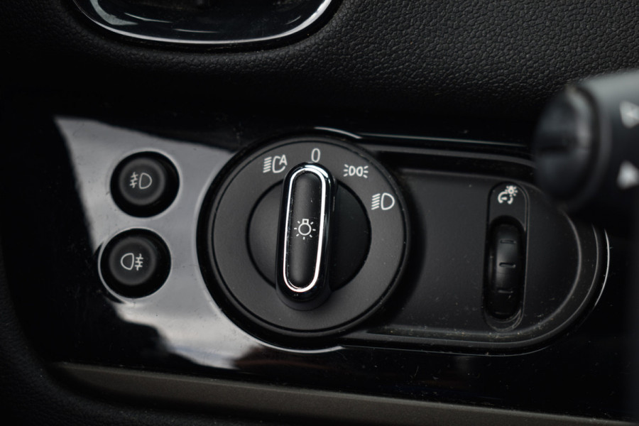 MINI Countryman 220PK HYBRID COOPER S E ALL4 SPORT CAMERA/NAVI/LEDER/CARPLAY