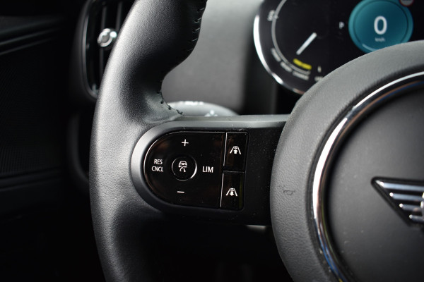 MINI Countryman 220PK HYBRID COOPER S E ALL4 SPORT CAMERA/NAVI/LEDER/CARPLAY