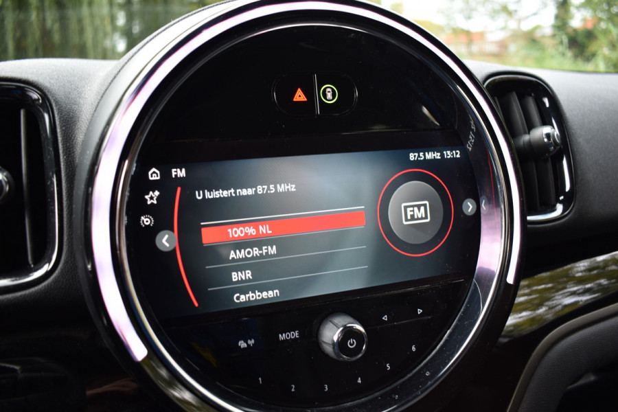 MINI Countryman 220PK HYBRID COOPER S E ALL4 SPORT CAMERA/NAVI/LEDER/CARPLAY