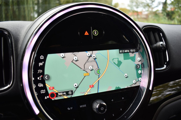 MINI Countryman 220PK HYBRID COOPER S E ALL4 SPORT CAMERA/NAVI/LEDER/CARPLAY