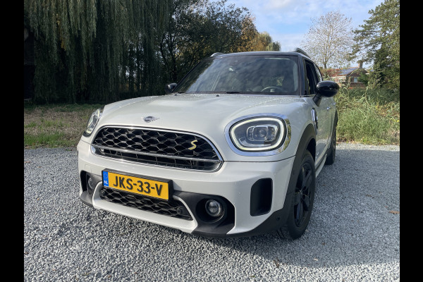 MINI Countryman 220PK HYBRID COOPER S E ALL4 SPORT CAMERA/NAVI/LEDER/CARPLAY