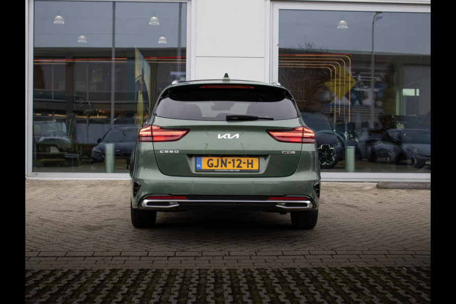 Kia Ceed Sportswagon 1.5 T-GDi GT-Line | Schuifkanteldak | Stoel en stuurverwarming |