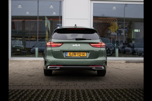 Kia Ceed Sportswagon 1.5 T-GDi GT-Line | Schuifkanteldak | Stoel en stuurverwarming |