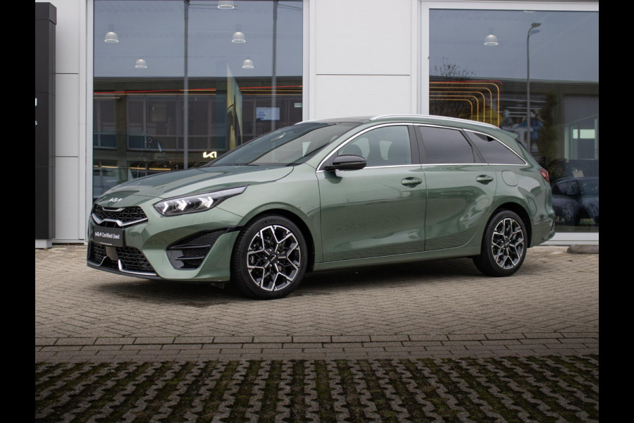 Kia Ceed Sportswagon 1.5 T-GDi GT-Line | Schuifkanteldak | Stoel en stuurverwarming |
