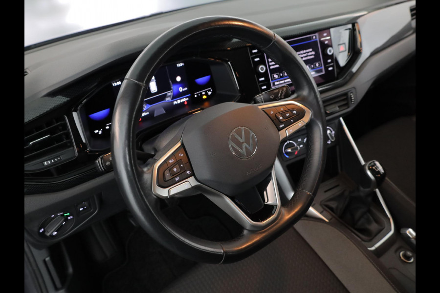 Volkswagen Polo 1.0 TSI Life 95 pk | Navigatie |Parkeersensoren | Adaptieve cruise control | Apple Carplay/Android Auto |
