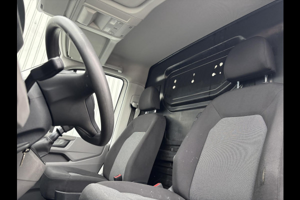 Volkswagen Crafter 35 2.0 TDI L3H2*A/C*CRUISE*HAAK*CAM*CARPLAY*