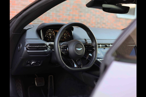 Aston Martin DB12 4.0 V8