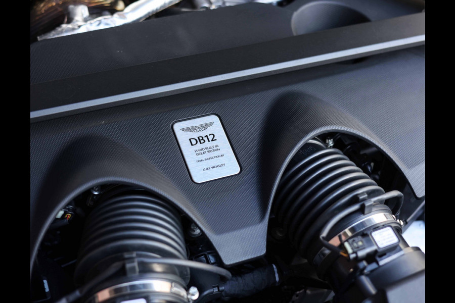 Aston Martin DB12 4.0 V8