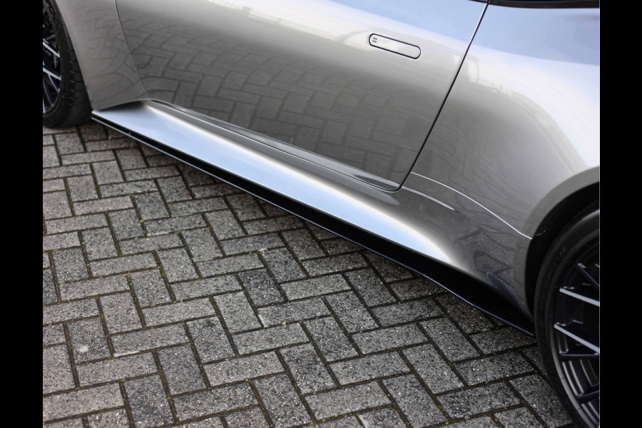 Aston Martin DB12 4.0 V8