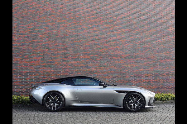 Aston Martin DB12 4.0 V8