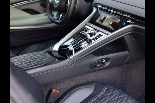 Aston Martin DB12 4.0 V8