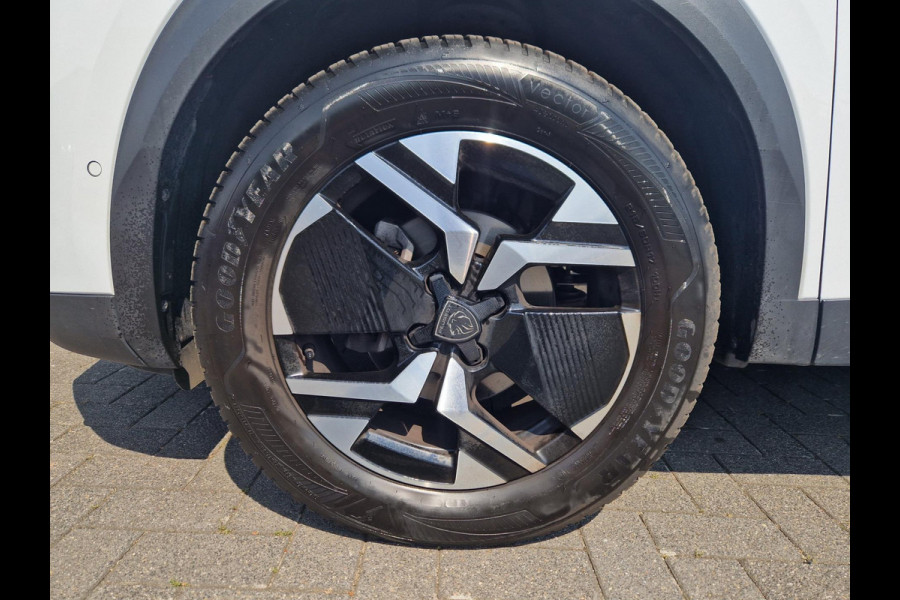 Peugeot 2008 1.2 PureTech EAT8 130PK GT Line /I Cockpit /Adap Cruise /Led