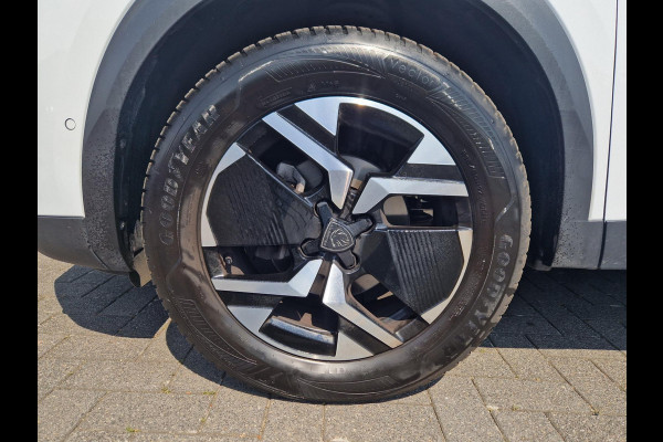 Peugeot 2008 1.2 PureTech EAT8 130PK GT Line /I Cockpit /Adap Cruise /Led