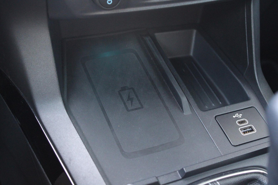 Ford Puma 1.0 EcoBoost Hybrid Titanium 125pk | NIEUWE MODEL! | Trekhaak Afneembaar | Driver Assistance Pack | Winterpack | Reservewiel | Comfort Pack