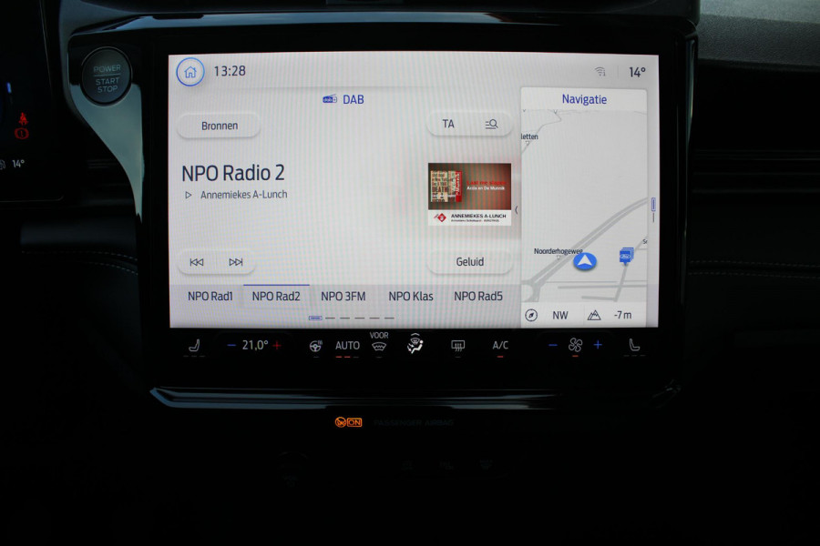 Ford Puma 1.0 EcoBoost Hybrid Titanium 125pk | NIEUWE MODEL! | Trekhaak Afneembaar | Driver Assistance Pack | Winterpack | Reservewiel | Comfort Pack