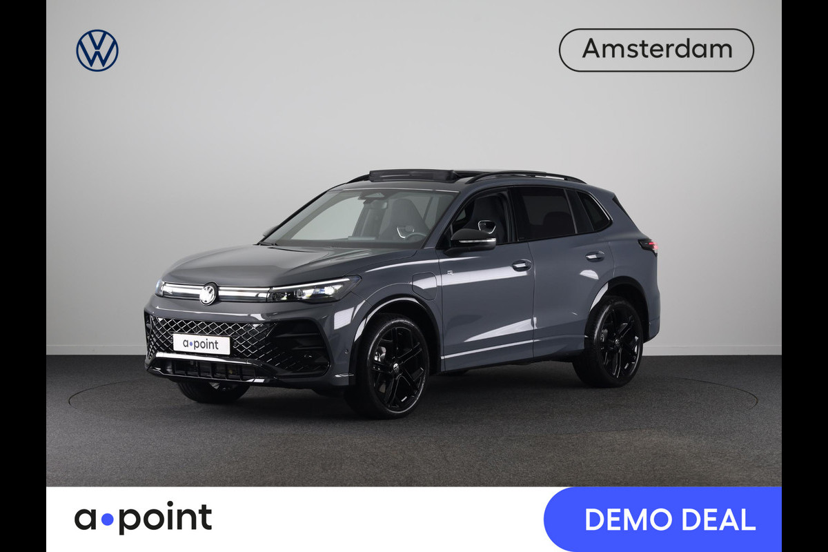 Volkswagen Tiguan 1.5 eHybrid R-Line Edition 204PK | Panoramadak | Black Style pakket | 20 Inch | Stoelverwarming | Navigatie