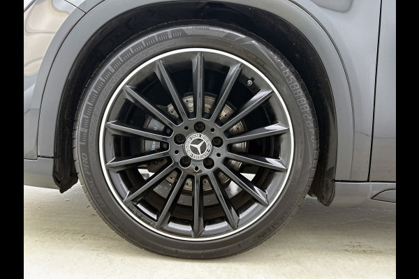 Mercedes-Benz GLA 180 Business Solution AMG Limited(Goed OnderH, Carplay, Navi, StoelV, Keyless, Camera, Etc)