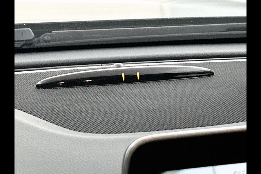 Mercedes-Benz GLA 180 Business Solution AMG Limited(Goed OnderH, Carplay, Navi, StoelV, Keyless, Camera, Etc)