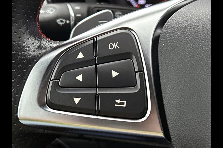 Mercedes-Benz GLA 180 Business Solution AMG Limited(Goed OnderH, Carplay, Navi, StoelV, Keyless, Camera, Etc)