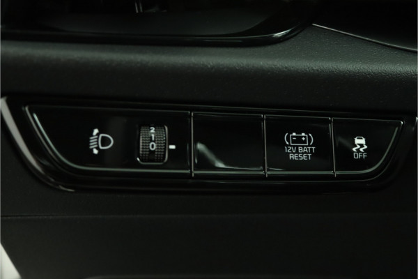 Kia Niro 1.6 GDi Hybrid DynamicLine Automaat Apple Carplay/Android Auto - Cruise Control - Navigatie - Achteruitrijcamera - Fabrieksgarantie tot 05-2031