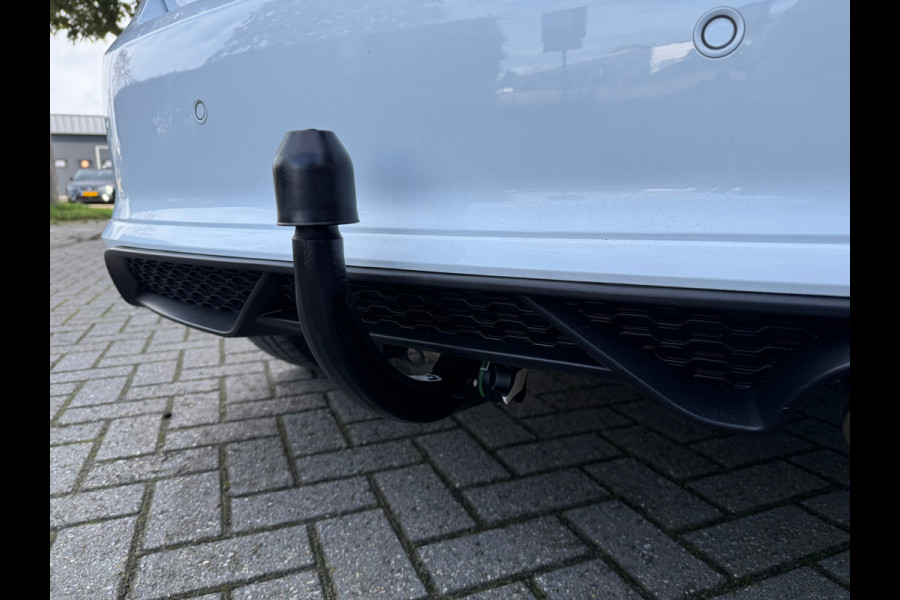 Ford Fiesta 1.0 EcoBoost ST-Line - Pano/schuifdak - Navi - Winterpakket - Org.NL